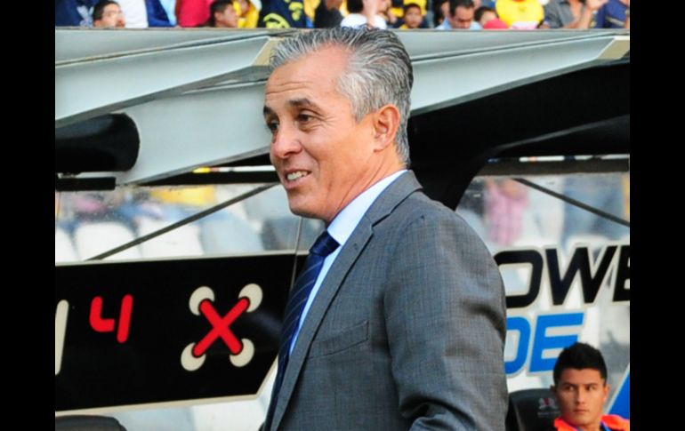 Con Bueno, Querétaro toca fondo en la tabla por el no descenso y hoy se encuentra siete puntos abajo de Atlas. MEXSPORT /