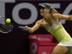 María Sharapova, la tercera favorita, superó la segunda rota con una victoria sobre caroline García. AFP /