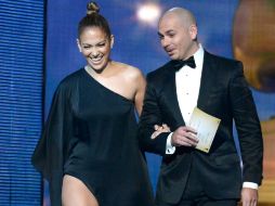 Jennifer López no sólo destaca por su figura, también por su sonrisa.  /