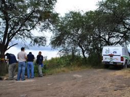 Personal del IJCF y del Miniesterio Público realizan las averiguaciones en el caso. ARCHIVO /