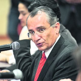 Diputados cuestionan al secretario de Gobierno sobre crédito quirografario