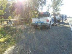 La persona es trasladada a la morgue de la Zona Metropolitana de Guadalajara, en espera que sea identificada.  /