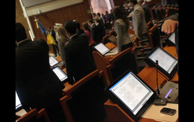 La Comisión de Administración y Recursos Humanos del Congreso del Estado iniciarán procedimientos administrativos contra los señalados. ARCHIVO /