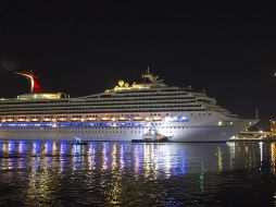 El Triumph permanecerá las próximas semanas en un muelle en Mobile para ser reparado y acondicionado de nuevo. EFE /