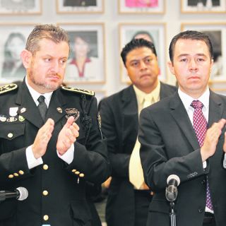 Diputados aplauden a Nájera y cuestionan a Coronado