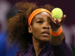 Serena recupera el trono como mejor tenista del orbe y llega a las semifinales del torneo. AFP /
