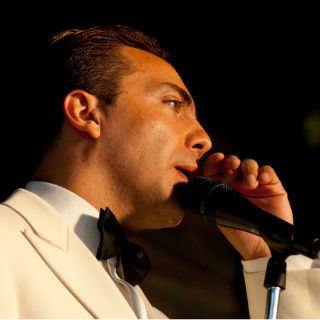 Cristian Castro prepara lanzamiento de su nuevo disco