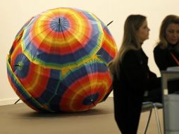 Vista de una obra del artista brasileño Delson Uchoa, dentro de la Feria Internacional de Arte Contemporáneo (ARCO). EFE /