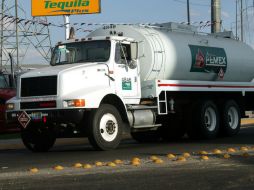 El PRD asegura que con la Reforma, Pemex y CFE dejarán de depender del presupuesto. ARCHIVO /