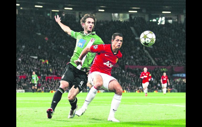 ''Chicarito'' había jugado cinco de los seis duelos de la fase de grupos en Champions, pero no fue tomado en cuenta ante Real Madrid. MEXSPORT /