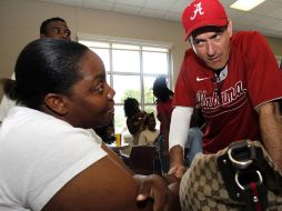 Charlie Sheen interpretará a un ex jugador de beisbol en la serie que batió récord de audiencia en su primera temporada en EU. NTX /