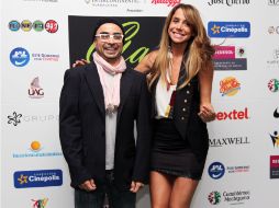 Mario Sandoval y Verónica de la Garza, aseguran estar contentos de trabajar en su  nuevo videoclip cerca de Guadalajara. ARCHIVO /