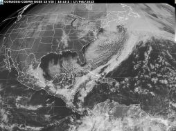 Fotografía que muestra el avance del frente frío en la República. ESPECIAL /
