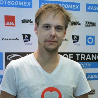 Armin Van Buuren impacta a capitalinos en Arena Ciudad de México