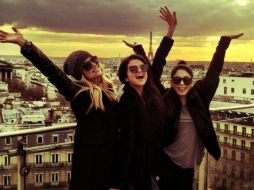 Selena subió fotografías del viaje a su cuenta de Twitter. ESPECIAL /