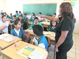 HORAS DE CLASE. Jalisco tiene un déficit de mil 401 plazas para directores y maestros. EL INFORMADOR /