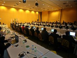 Los miembros de la Comisión de Coordinación del COI inician la 4ª reunión de coordinación para los Juegos Olímpicos Rio2016. EFE /