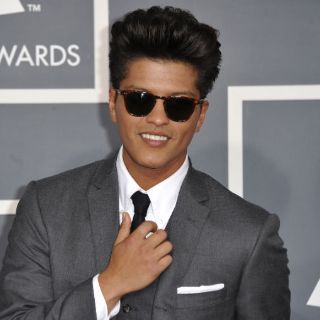 Bruno Mars en el sitio de honor de la radio en México
