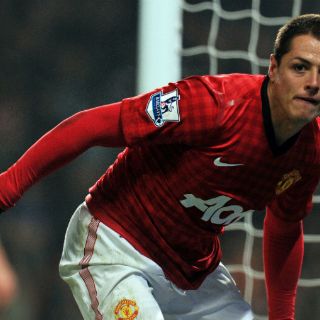 ''Chicharito'' ayuda al ManU y van a cuartos de la FA