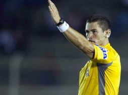 Ángel Monroy será el juez central en el partido que Irapuato disputará ante Cruz Azul. MEXSPORT /