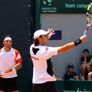 González y Lipsky superan primera ronda en Memphis