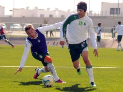 Santos entrena en sus instalaciones, Oribe Peralta (der) sigue en recuperación. MEXSPORT /