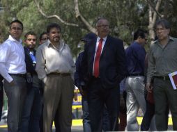 Imagen de la comisión de directivos que encabeza Juan Abelardo Martínez. NTX /