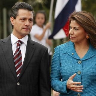 Peña sostiene reunión privada con Chinchilla