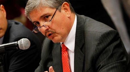 Jaime Martínez Flores, titular de la Seproe, comparece ante diputados.  /