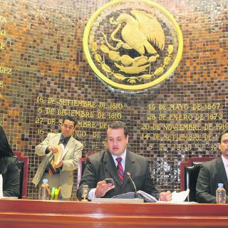 El PAN presenta en el Congreso la ''Ley Vitrina''