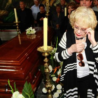 Silvia Pinal reconoce que le afecta la muerte de Joaquín Cordero