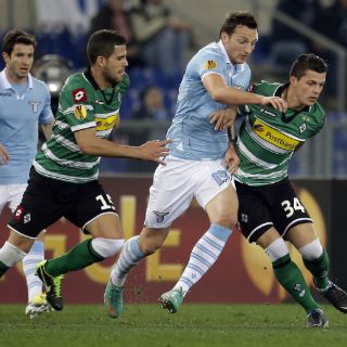 Aficionados resultan heridos por cuchilladas antes del Lazio-Borussia