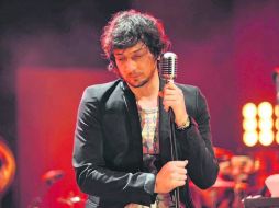 ACTIVO. Larregui se da tiempo para su carrera solista sin descuidar la banda que lidera. ESPECIAL /