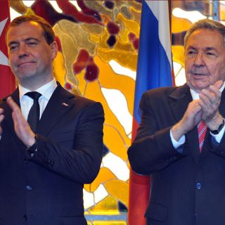 Medvédev se reúne con Fidel Castro en La Habana