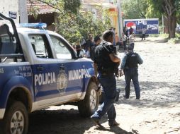 Los cuatro policías acudieron a la carretera que comunica Jilotlán  a Tepalcatepec, Michoacán, donde se cree fueron capturados. ARCHIVO /