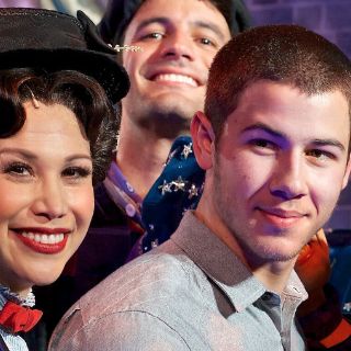 Nick Jonas acerca a la juventud a la magia de ''Mary Poppins''
