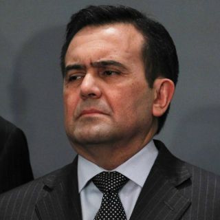 México y Kuwait firman acuerdo para promover inversiones