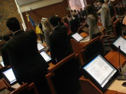 Con estos dictámenes, confían en que se abra el camino para que el Estado pueda recuperar la calificación crediticia que tenía. ARCHIVO /