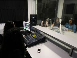 En el encuentro con periodistas, ponen en el ojo del huracán el papel de los medios de comunicación en la salud pública. ARCHIVO /