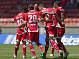 Esta es la celebración de los mexiquenses al conseguir el tanto de la victoria. MEXSPORT /