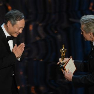 Ang Lee gana el Oscar a mejor director por ''Life of Pi''