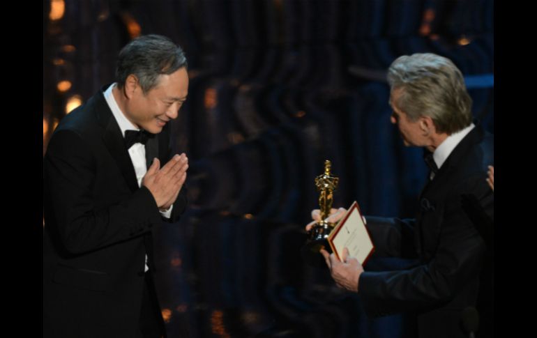 El taiwanés Ang Lee se alzó con el premio de mejor director. AFP /