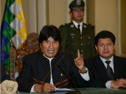 El presidente de Bolivia, Evo Morales, asegura que el Gobierno no va a abandonar a los soldados. AFP /