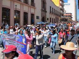 Miles de maestros marchan hacia la Casa Guerrero. NTX /