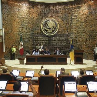 Municipios avalan ''superfiscalía''