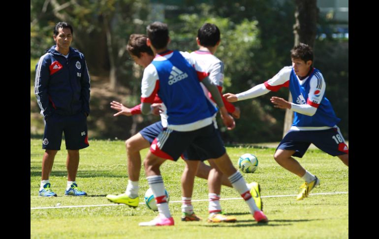 El ''Maestro'' asegura que trabaja en el equipo para que todo el equipo rinda al mismo nivel.  /