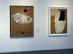 Tres de las obras de Joan Miró que se exhiben desde hoy en el Museo de Israel de Jerusalén. EFE /