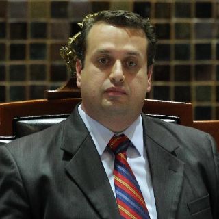 Hernán Cortés rinde informe de actividades