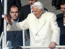 Mediante un cominicado, el Vaticano ha confirmado la suspensión de las cuentas en Twitter de Benedicto XVI. EFE /