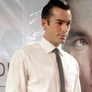 Aarón Díaz debuta como papá